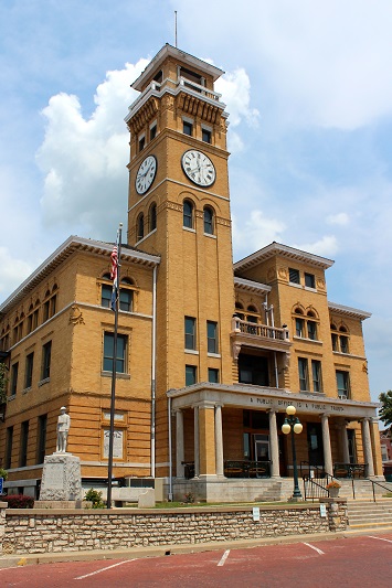 Old Historical Courthouse - Built 1897